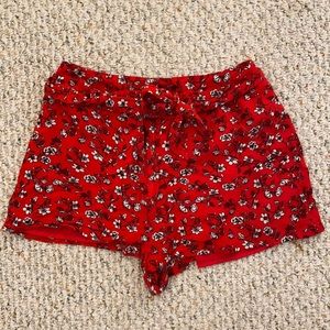 H&M, Size 6, red floral shorts
